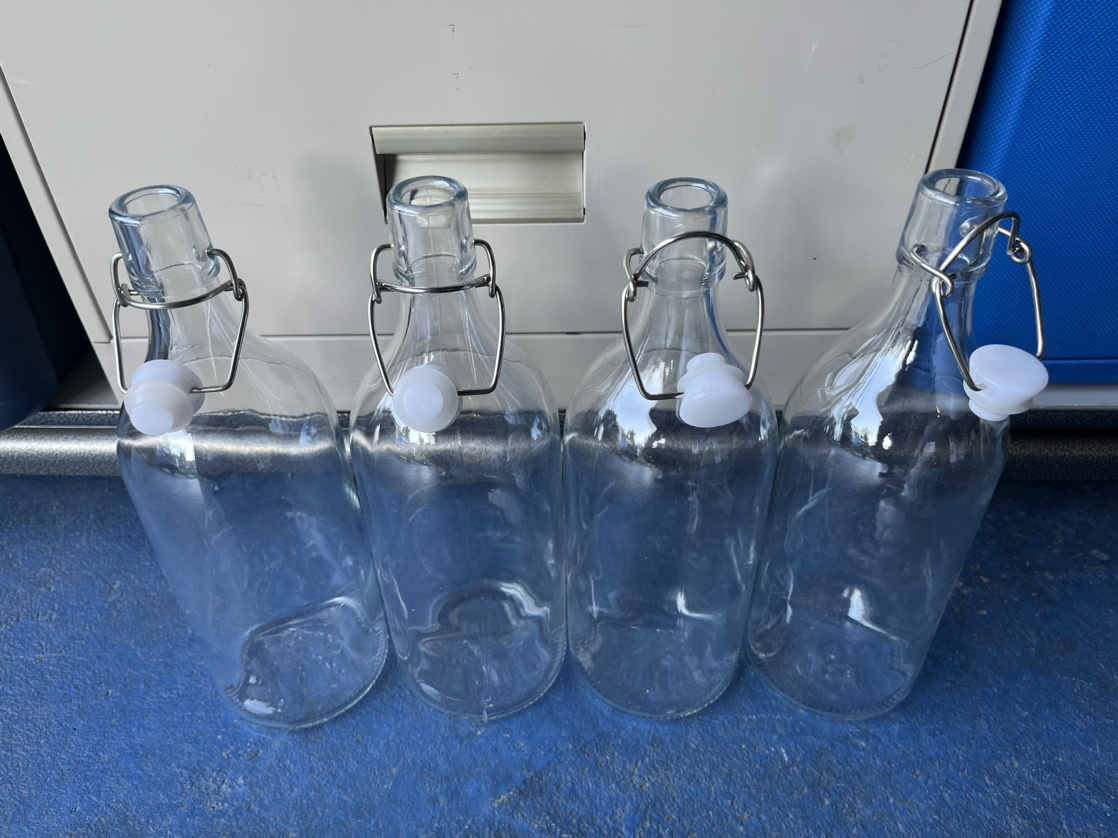 Set of 4 Glass Bottles with Swing Tops image indicator(4)