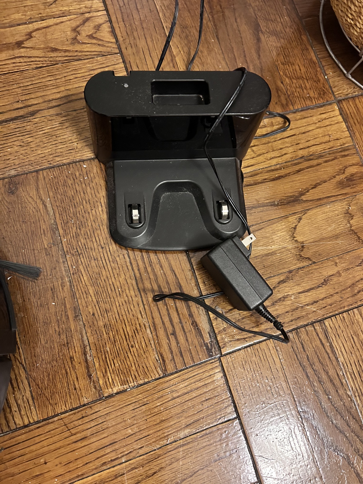Roomba Vaccum - photo 3
