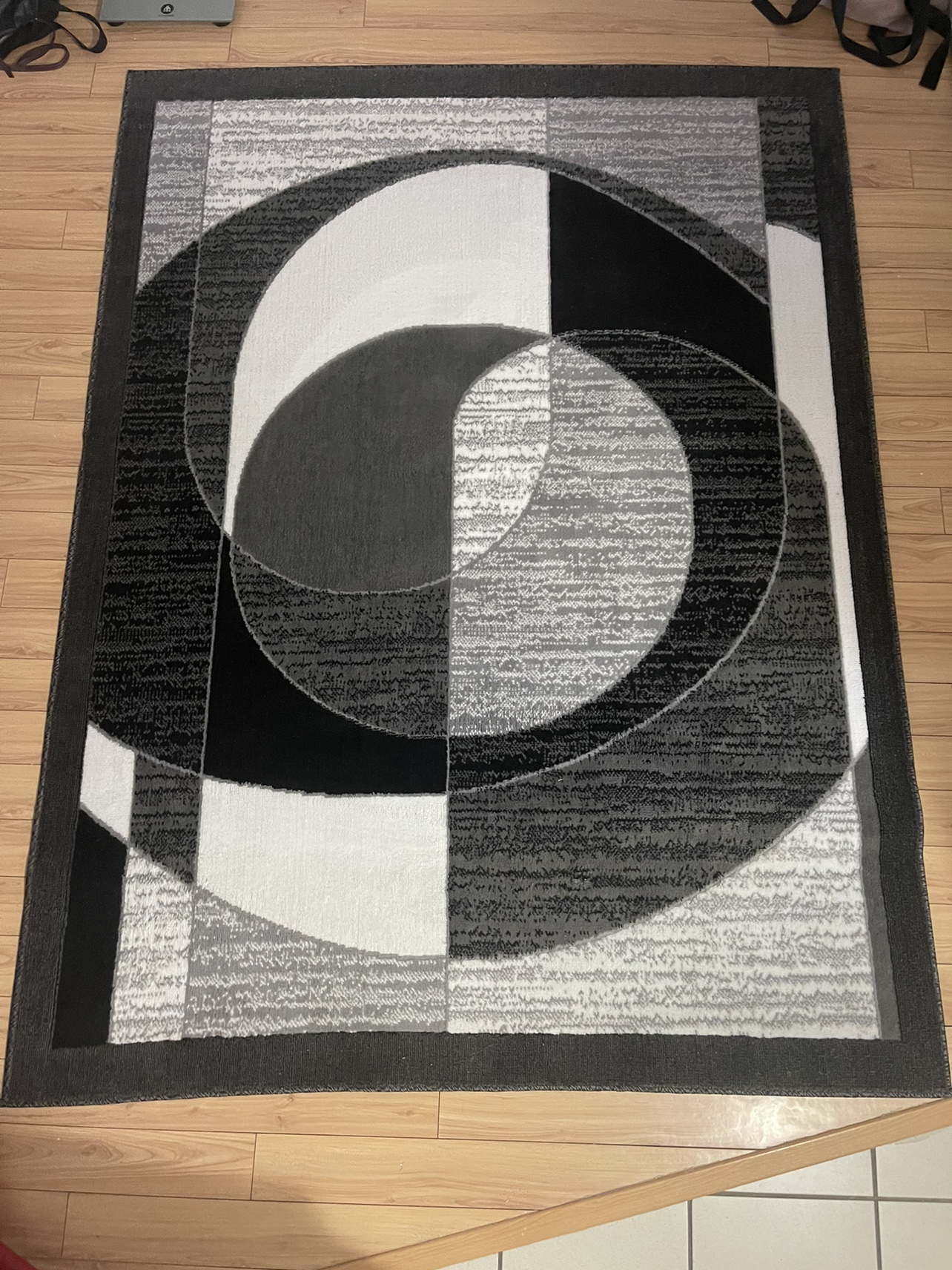 Large Geometric Area Rug - Carpet