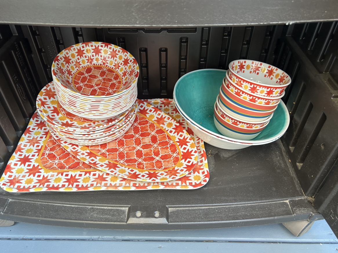 Outdoor storage on wheels