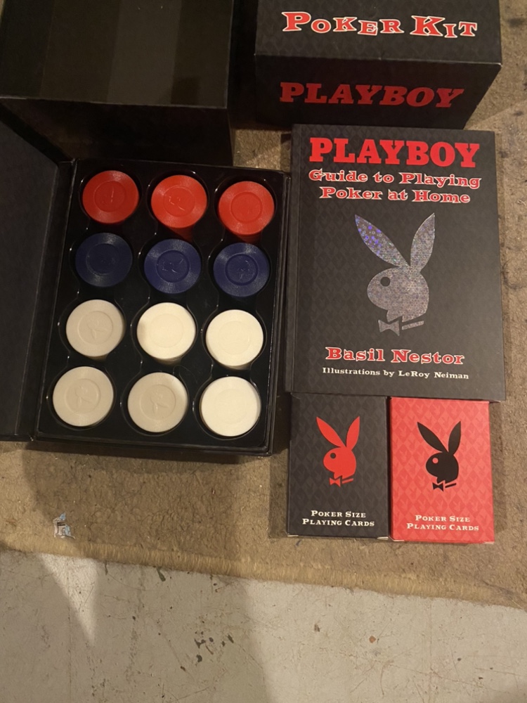 Playboy poker set💚 image indicator(2)