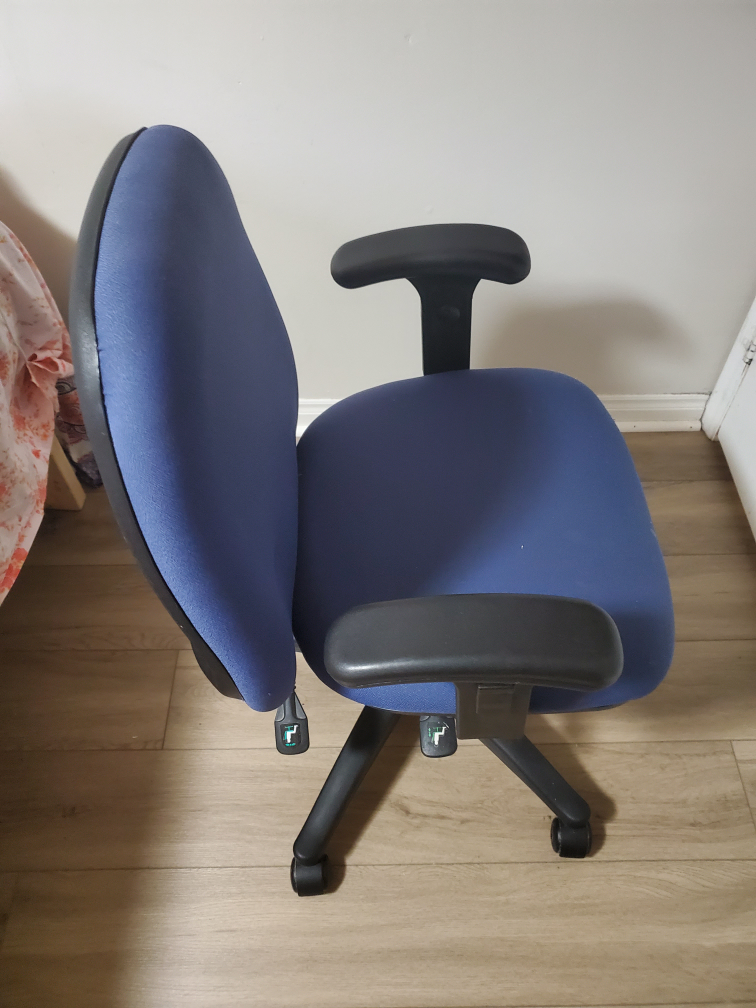 Office Chair - photo 2
