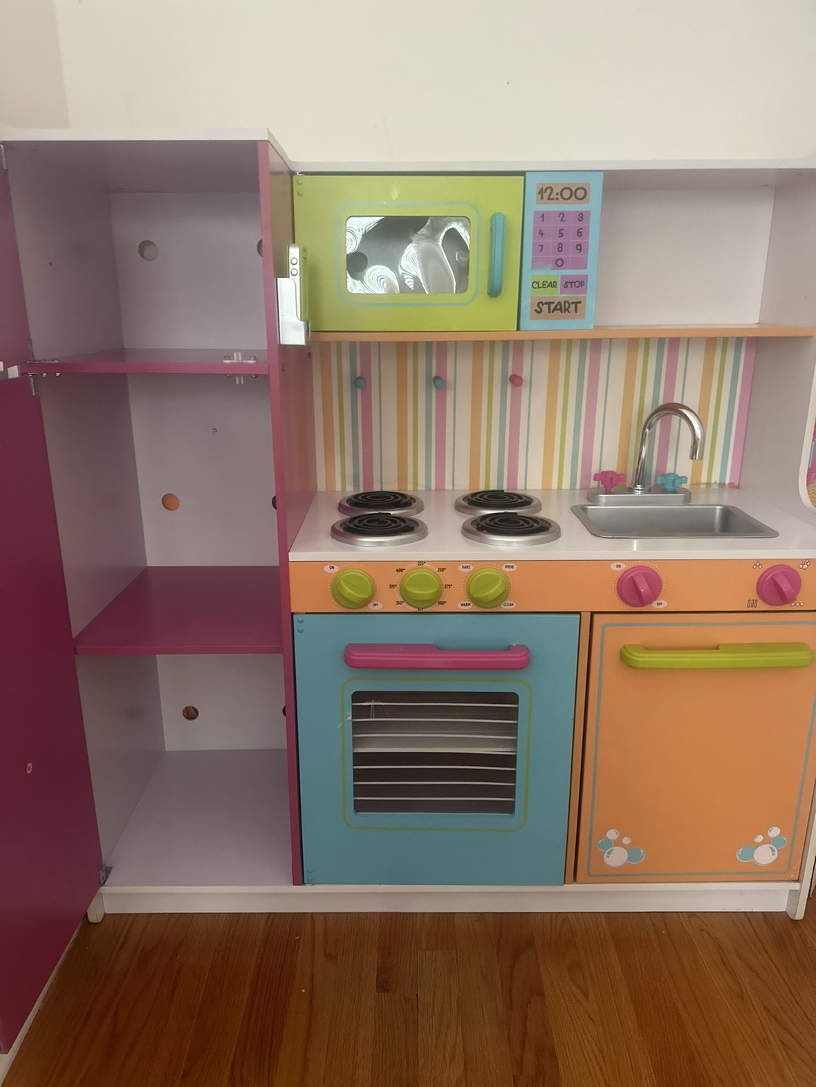 Kitchen pretend play - photo 2