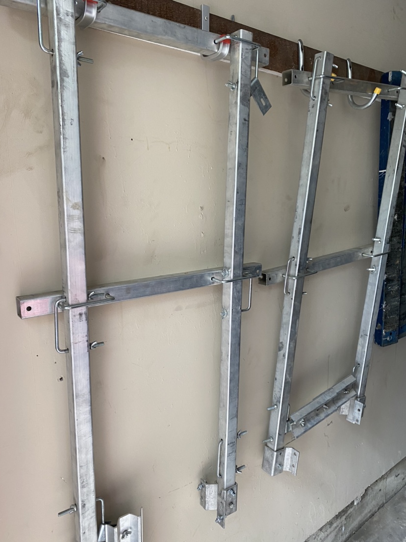 2x Aluminium end safety rail system thumbnail