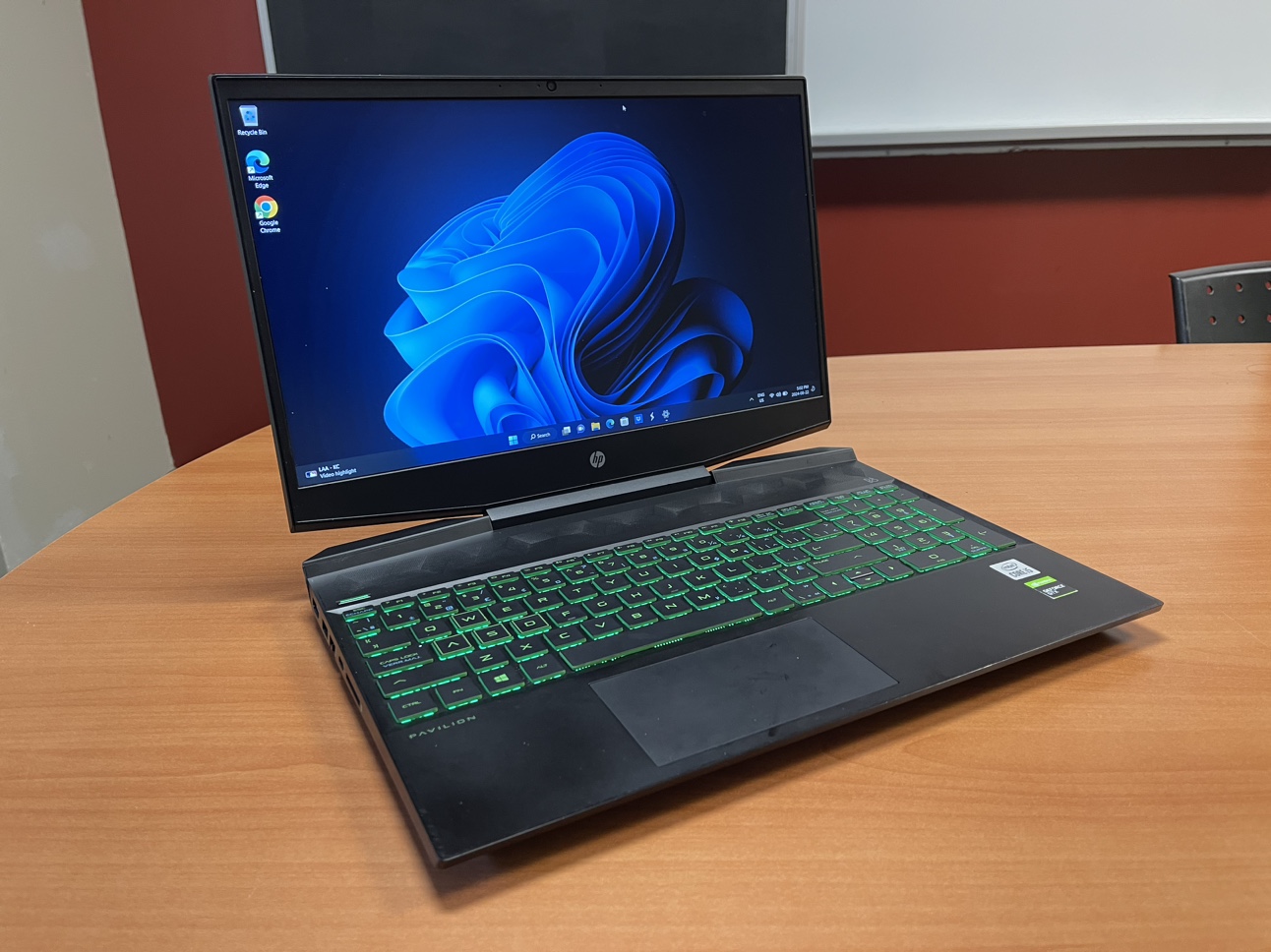 HP Pavilion 15 Gaming Laptop image indicator(5)