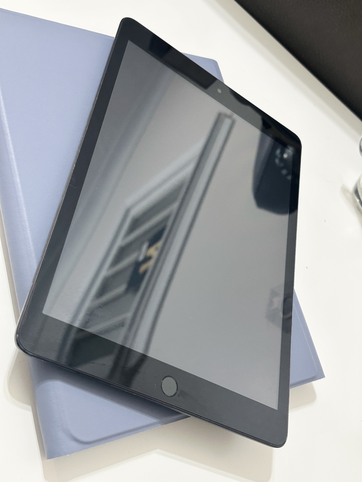 iPad 9th gen unlocked - photo 5