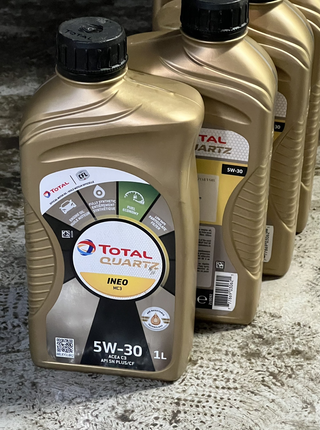 Total Quartz Ineo MC3 5W-30 Engine Oil 3 packs thumbnail