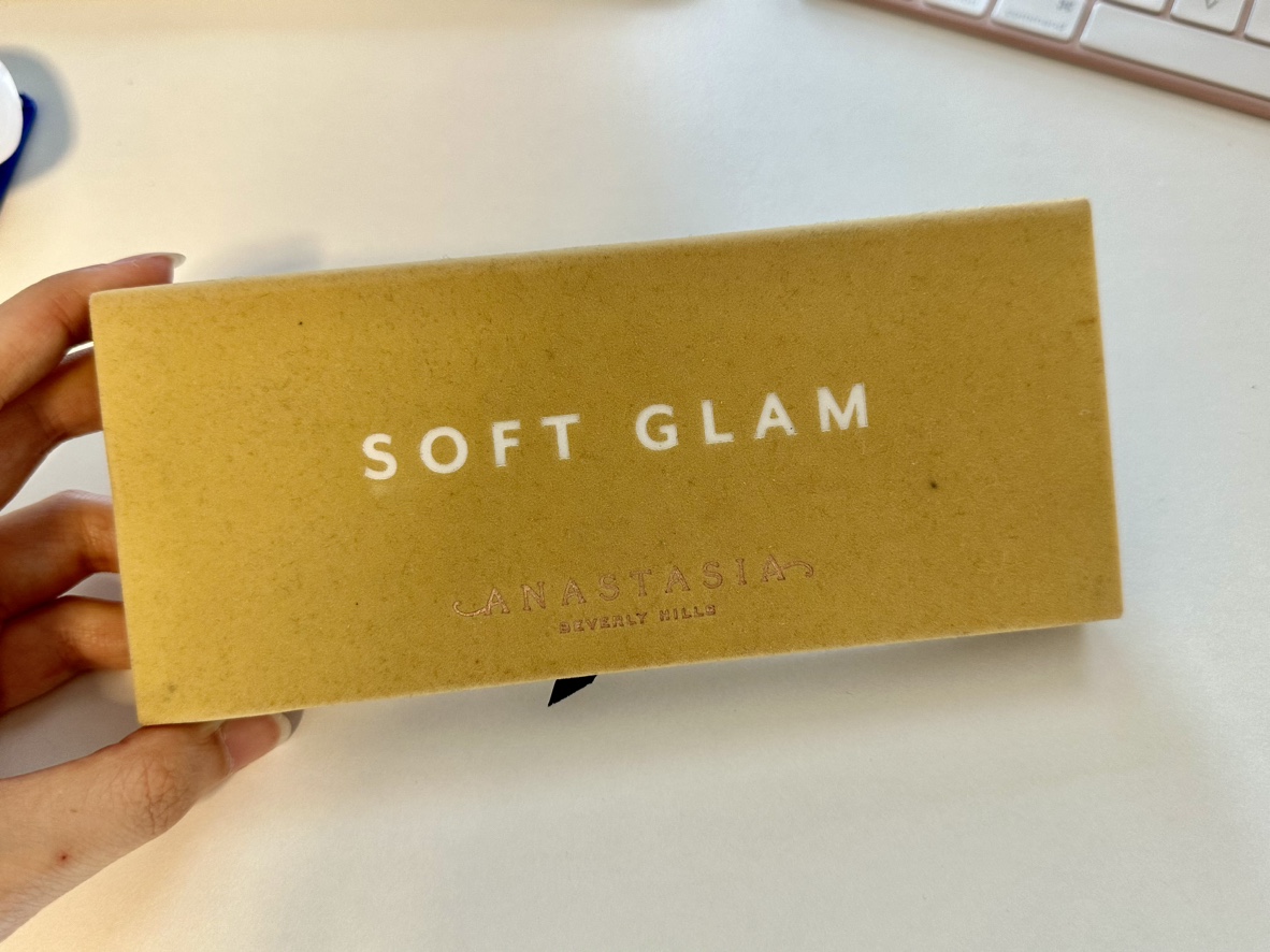 Anastasia Beverly Hills Soft Glam Eyeshadow Palette - photo 2