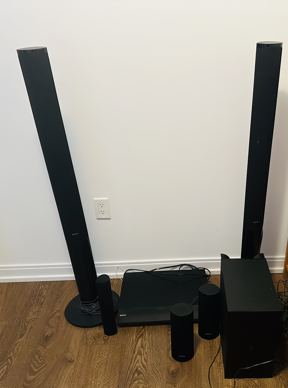 Sony Home Movie Theater  ss-tsb108 Surround Sound System Speaker