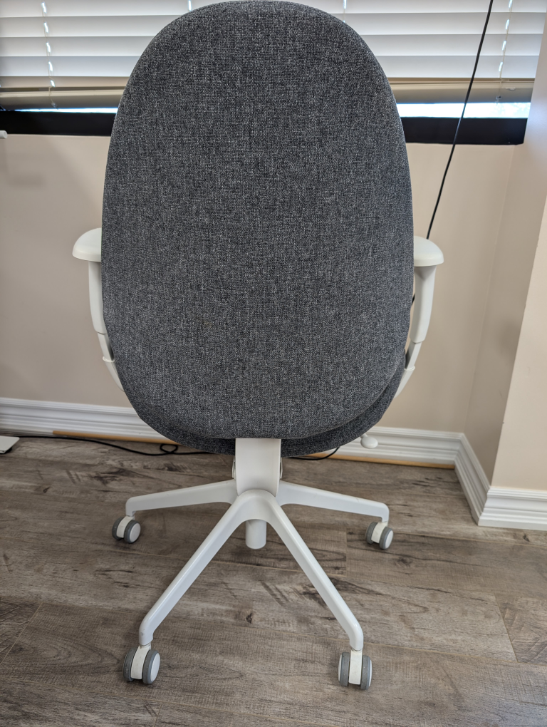 HATTEFJÄLL IKEA DESK CHAIR image indicator(2)