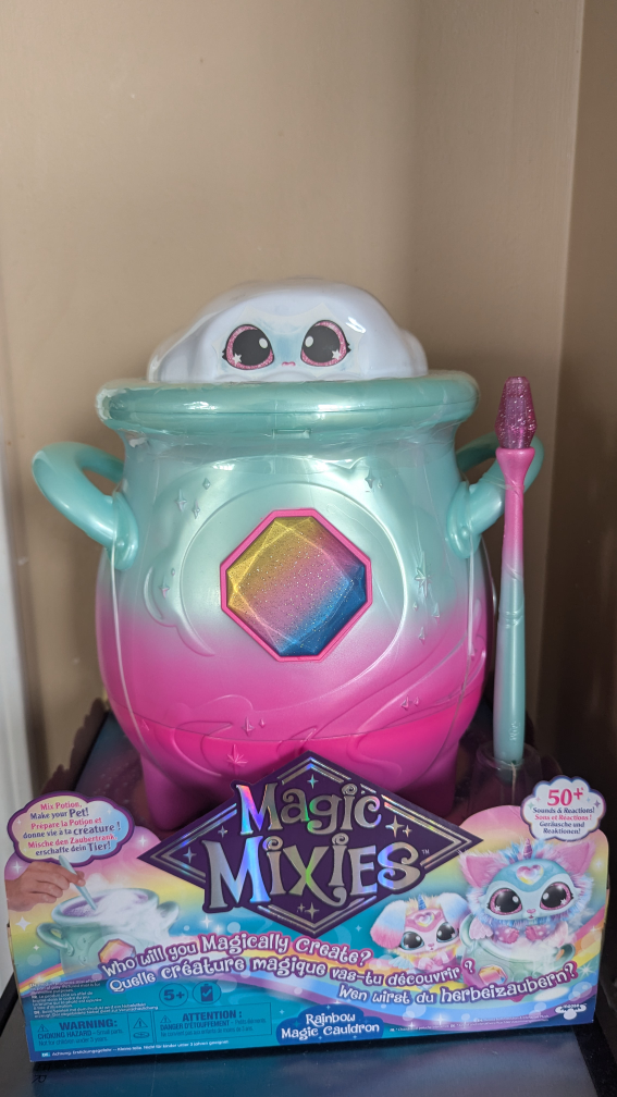 brand new Magic Mixies Cauldron