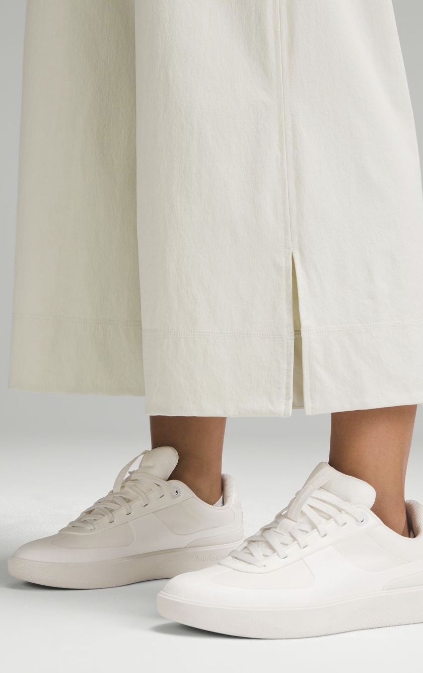 Lululemon woven crop pant image indicator(5)