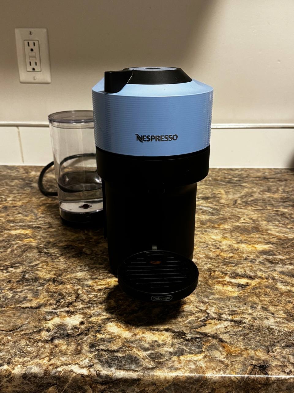 Nespresso by De'Longhi Essenza Mini
