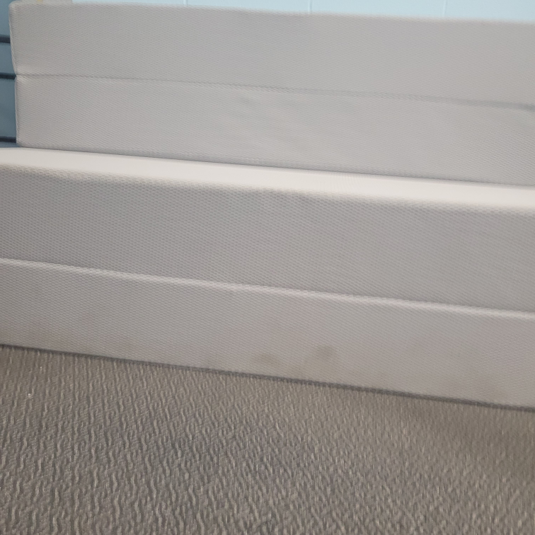Fold-out Futon Poly Couch - photo 3