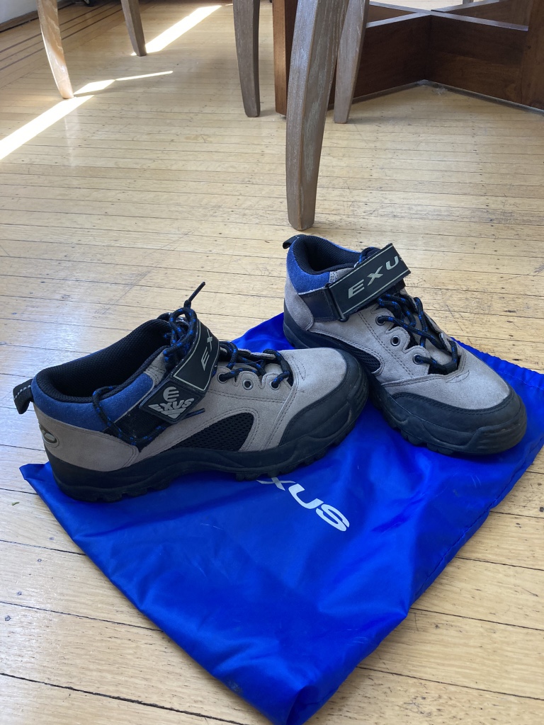 Exus Clip-in Women’s Cycling Shoes