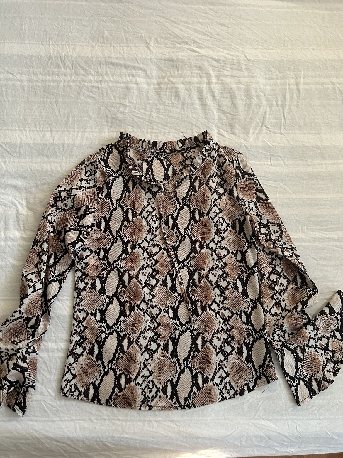 Snake Print Blouse ✨ thumbnail