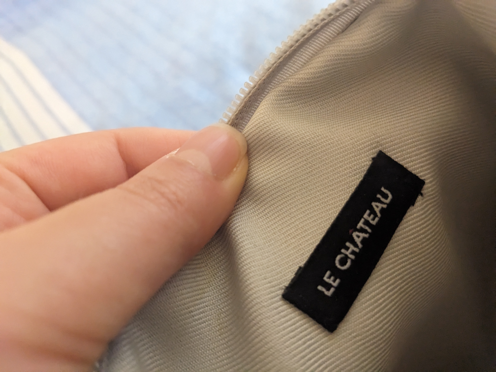 Sparkly Silver Le Chateau Wristlet image indicator(6)