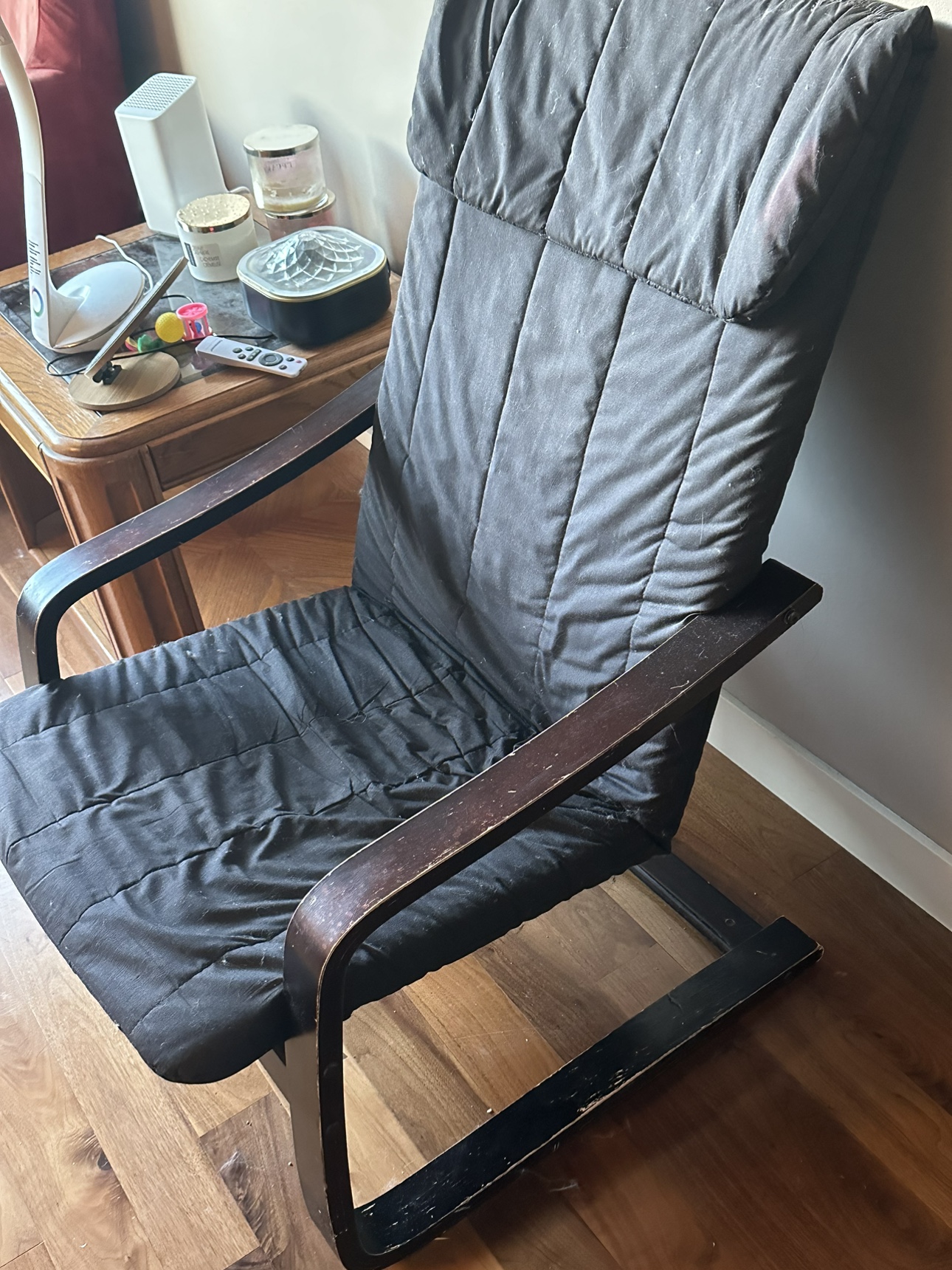 Sitting chair