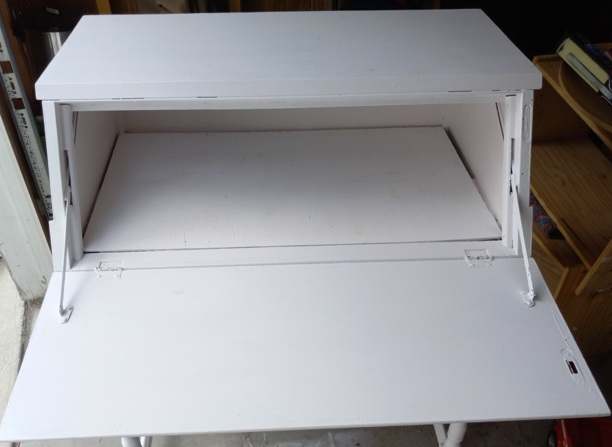 vintage desk - photo 5
