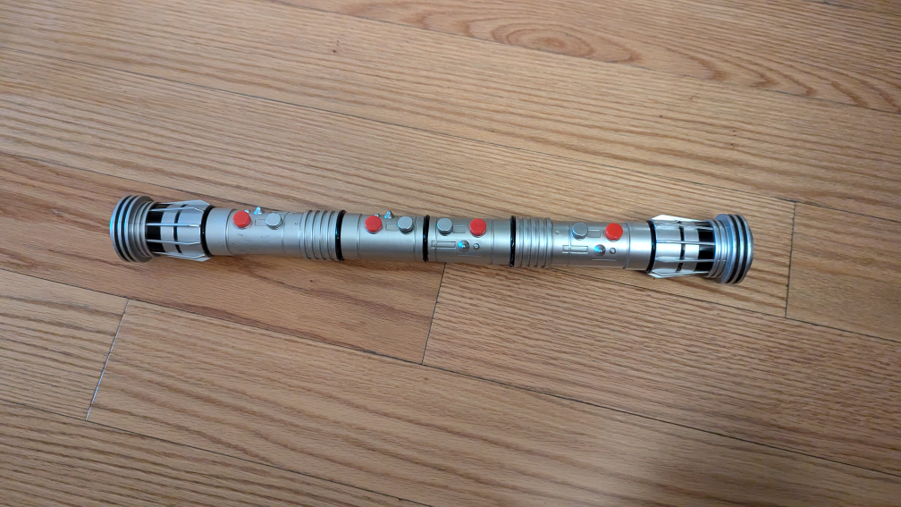 Double-Bladed Lightsaber thumbnail