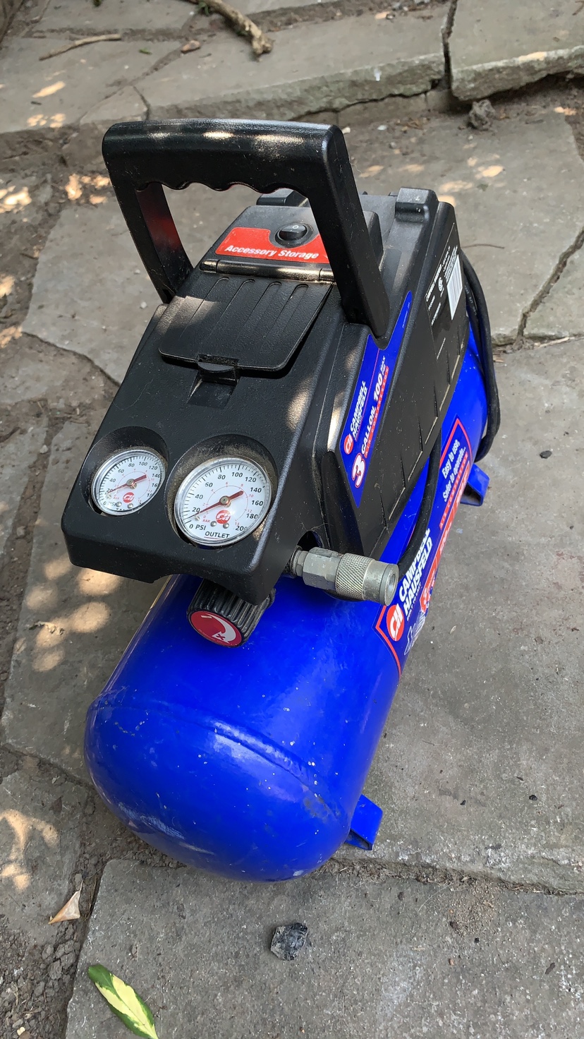3 gallon 100psi compressor.  Campbell Hausfeld - photo 4