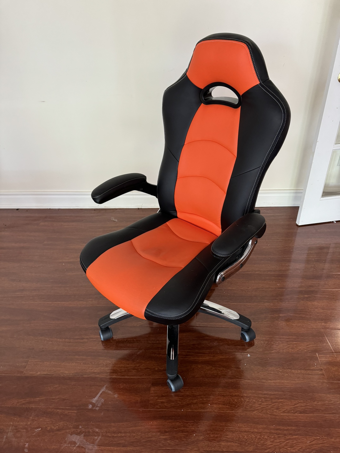 Computer Gaming Chair thumbnail