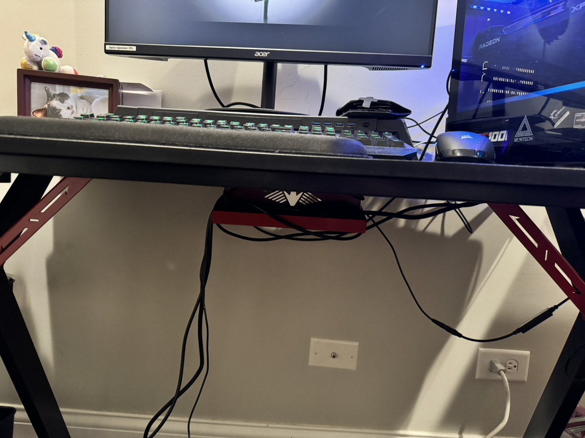 Gaming Desk - photo 2