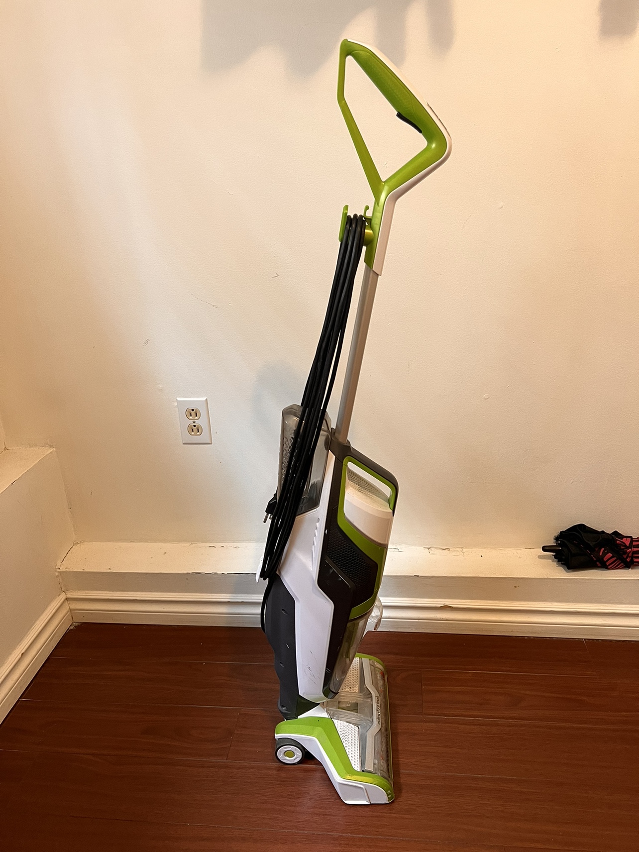 FREE | Vaccum BISSELL - photo 2
