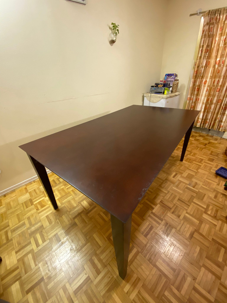 Dining Room Table image indicator(2)