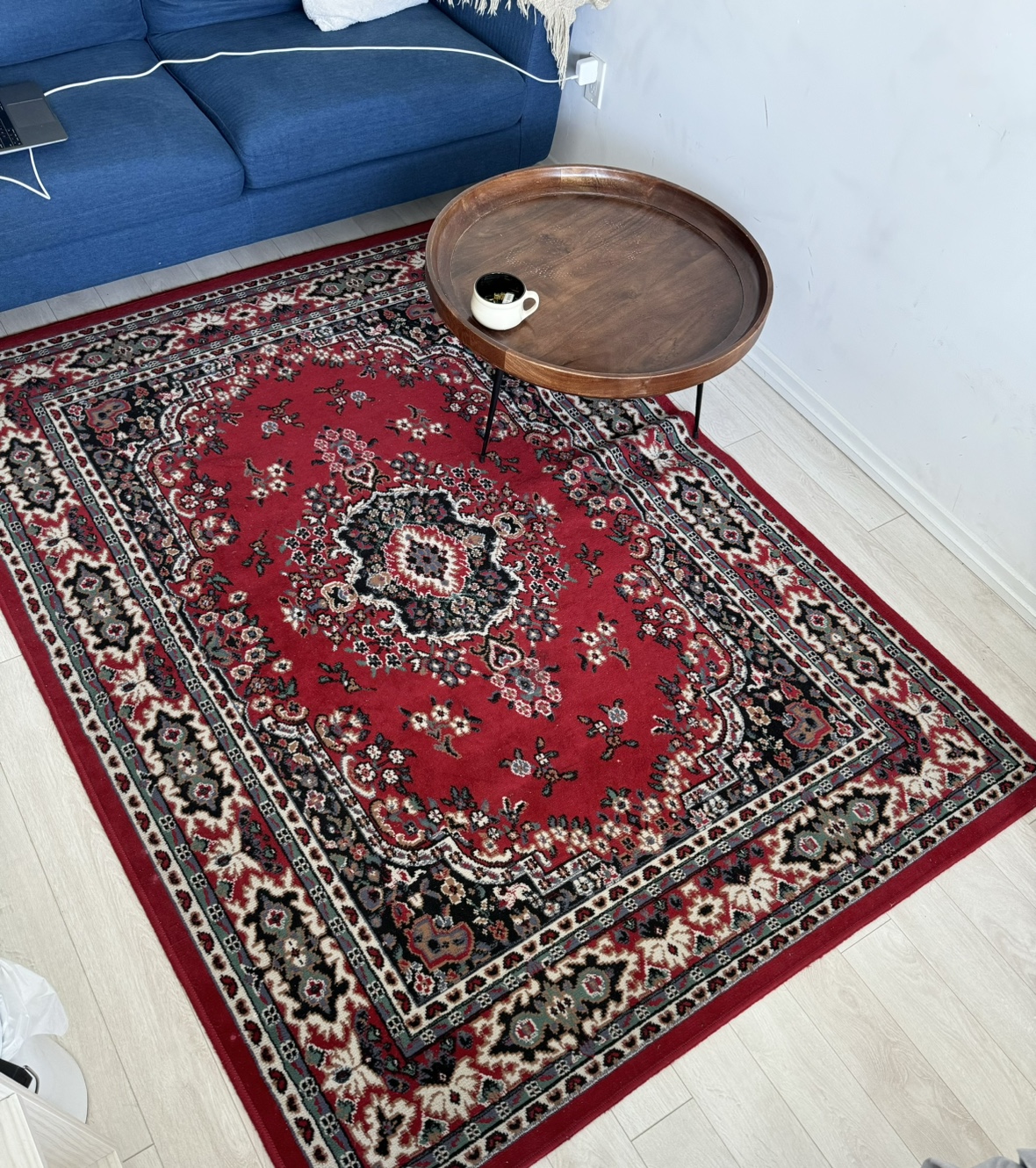 Red patterned Area Rug
