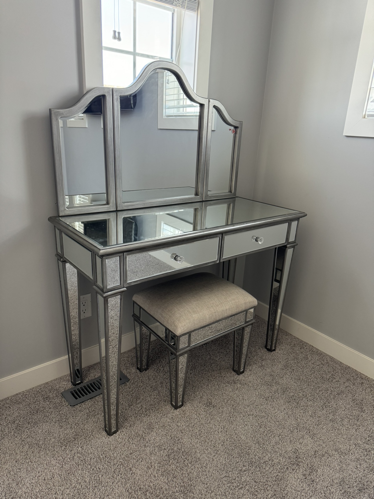 Mirrored Vanity Set with Stool - photo 2