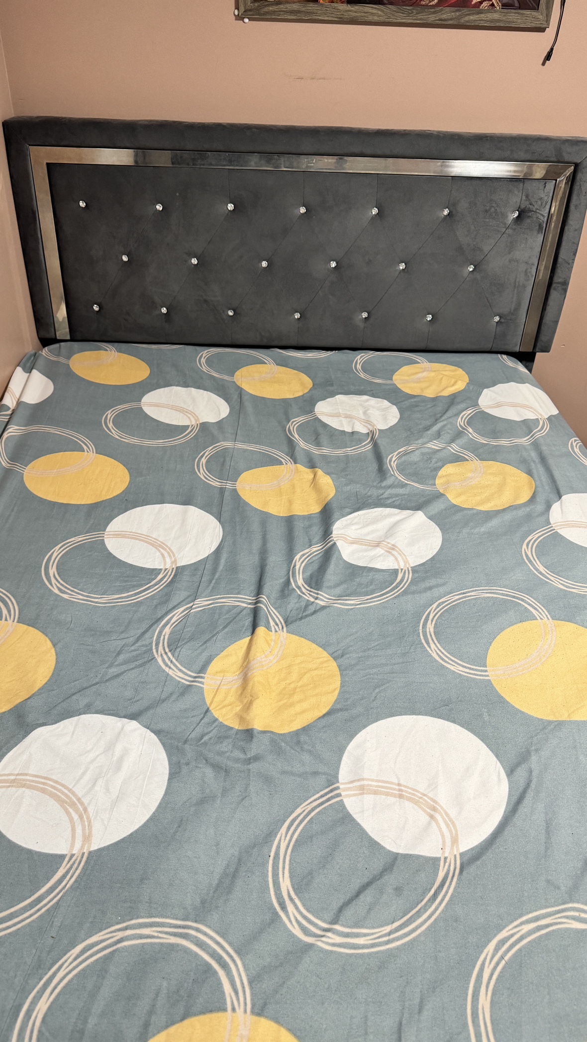Queen bed for sale - photo 3