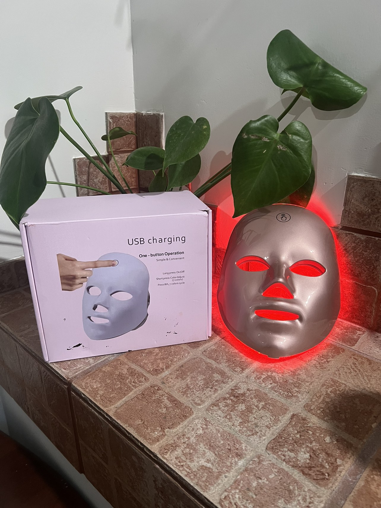 LED Face Rejuvenating Light Therapy Mask - 7 colors
