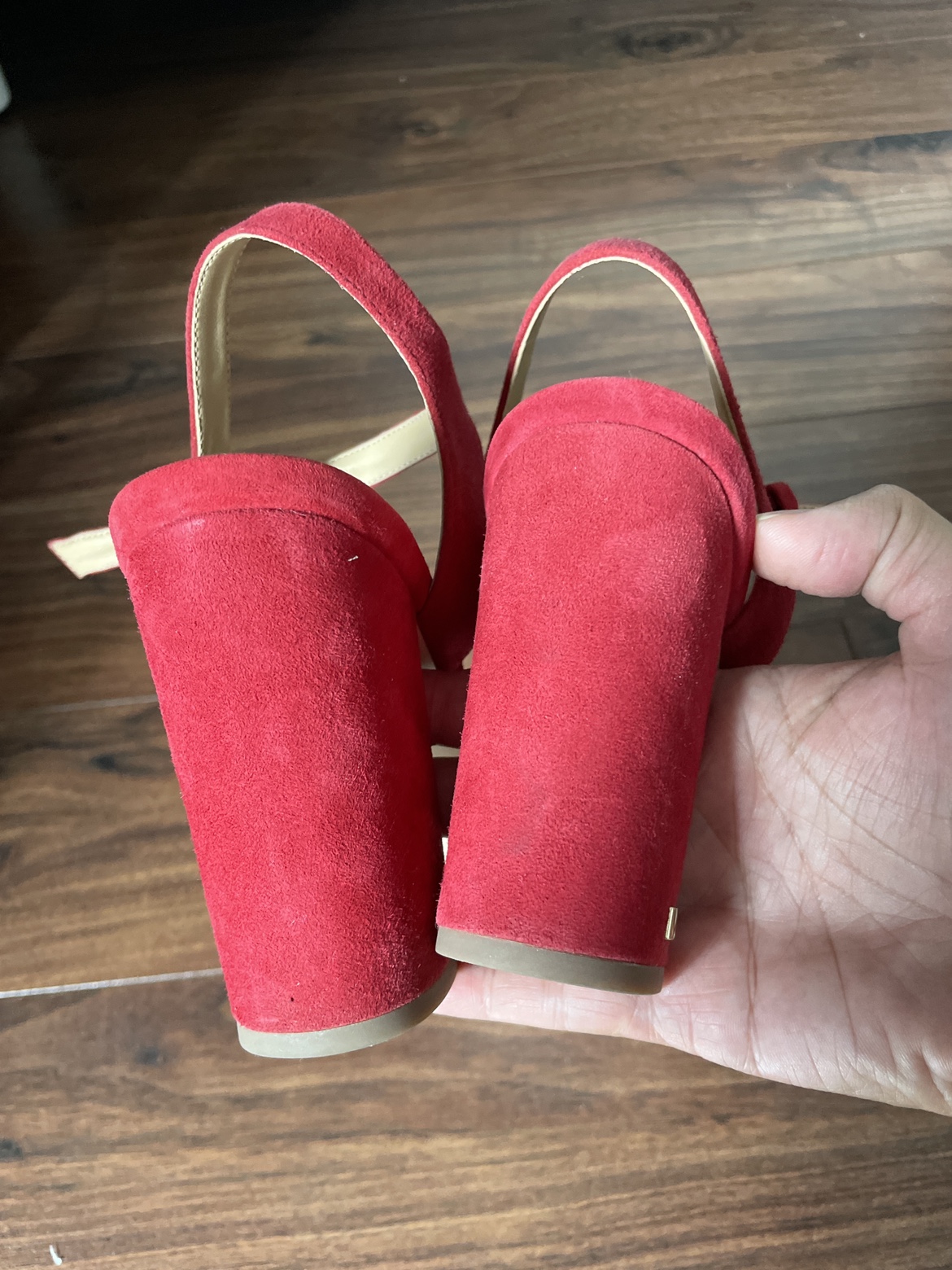 Michael Kors red sandals image indicator(3)