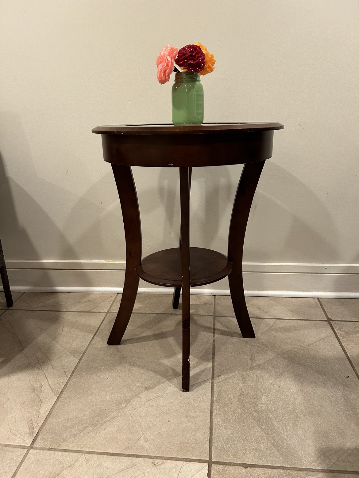 🥕Vintage Accent Wood Round Table