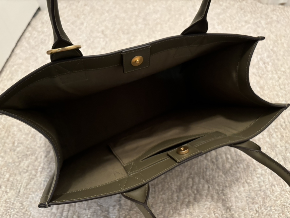 SANDRO chain-embellished tote bag image indicator(4)