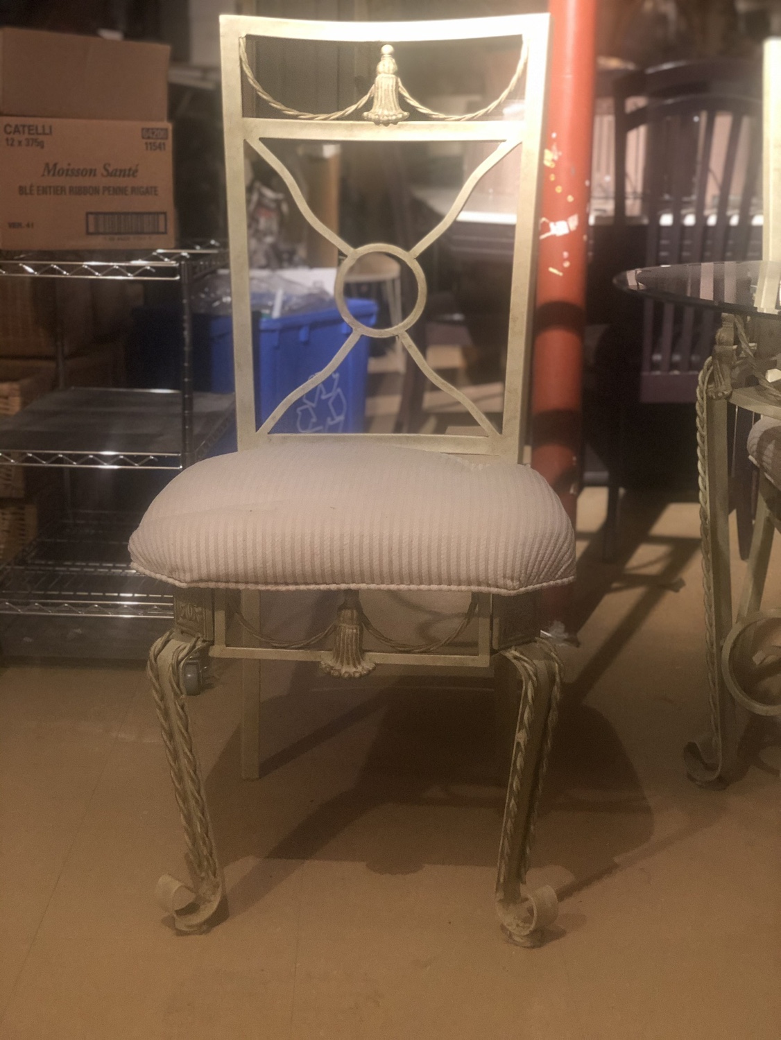 Glass kitchen table and chairs - photo 5