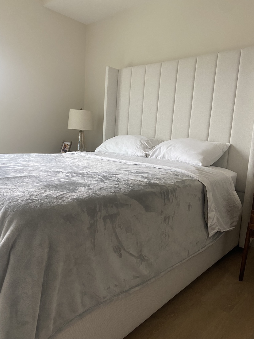 Queen size bed - photo 3