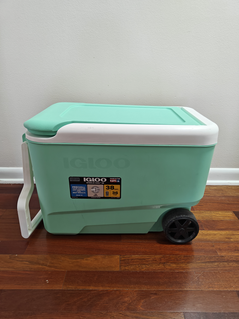 Igloo Wheeled Cooler