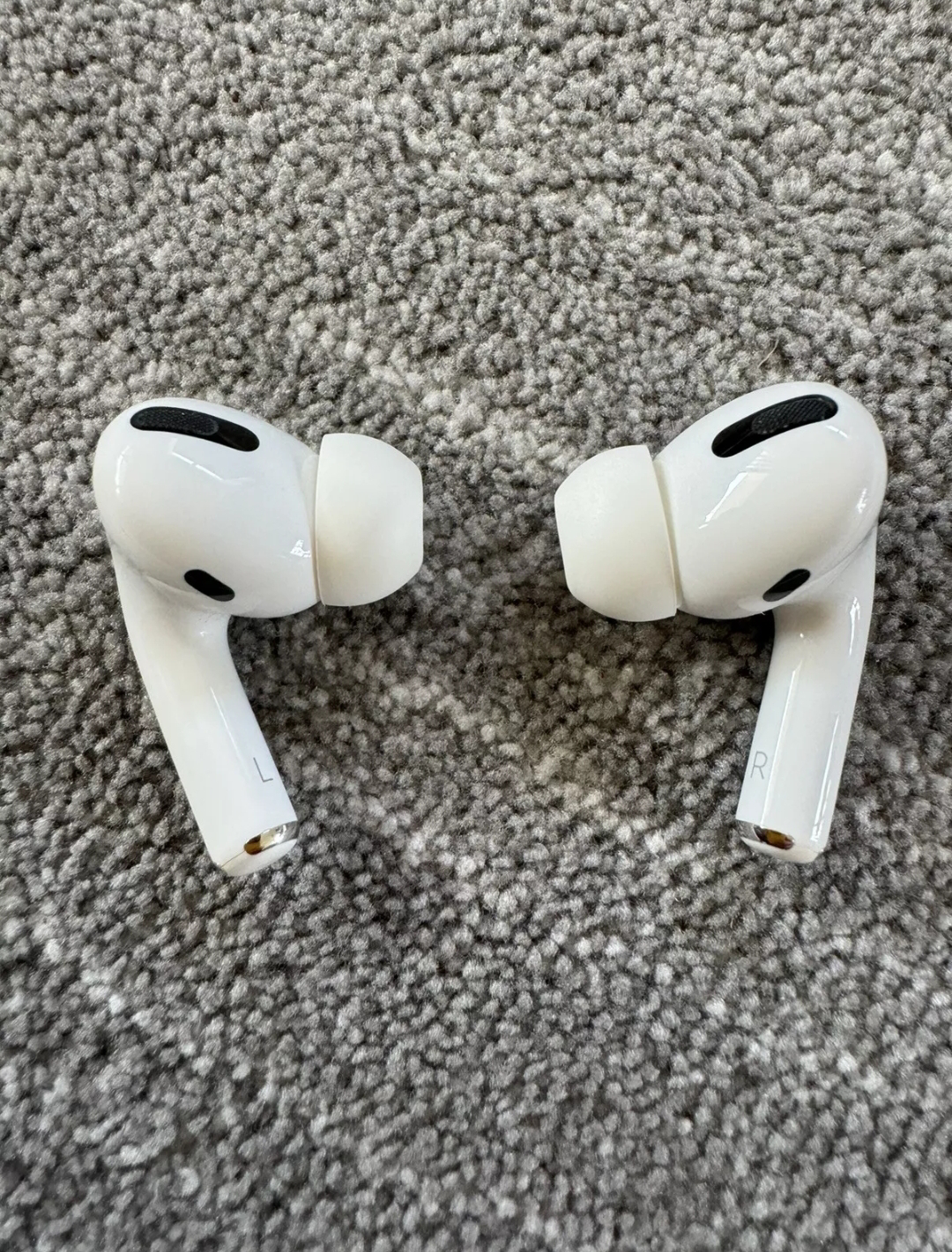 AirPods Pro 2nd Gen - photo 5