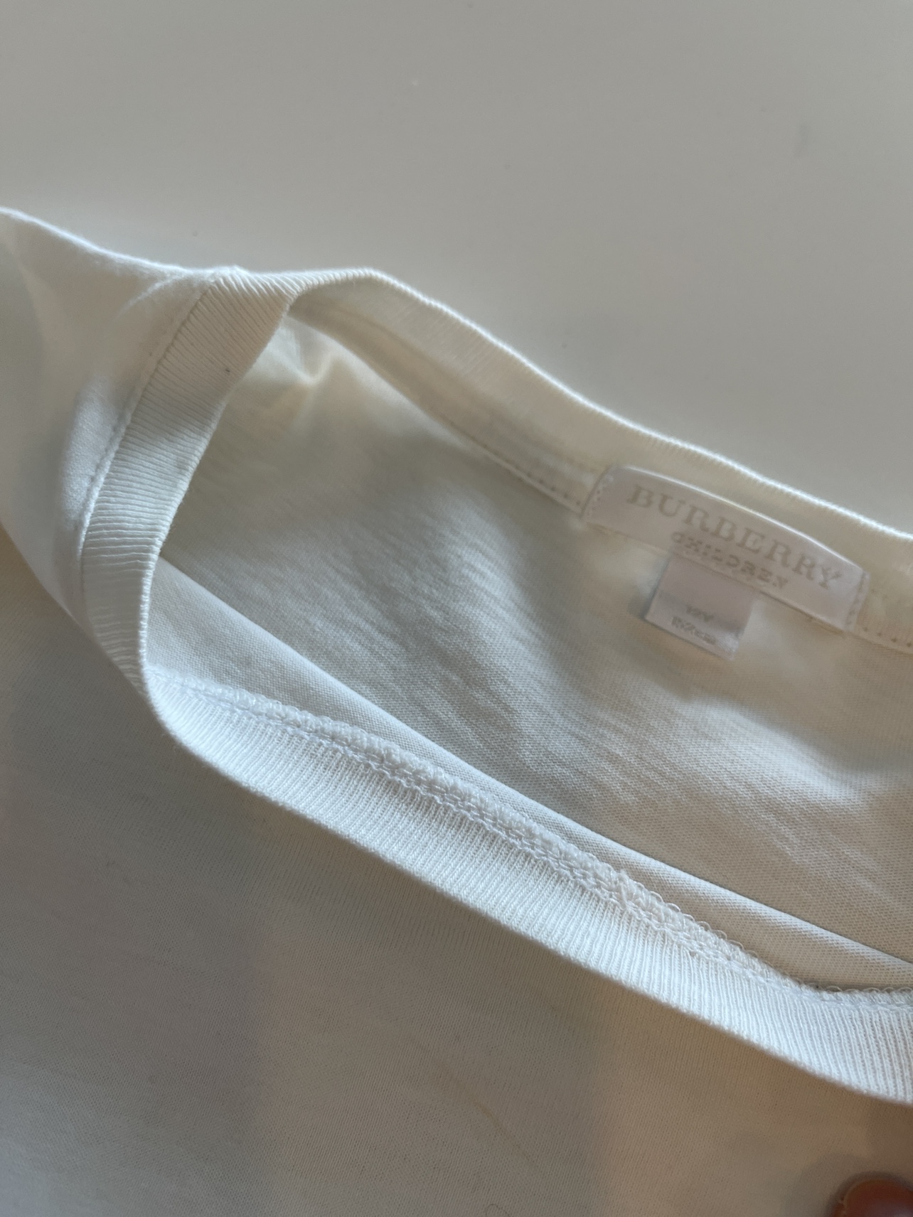 Burberry Long Sleeve T-Shirt 12Y 152cm image indicator(9)