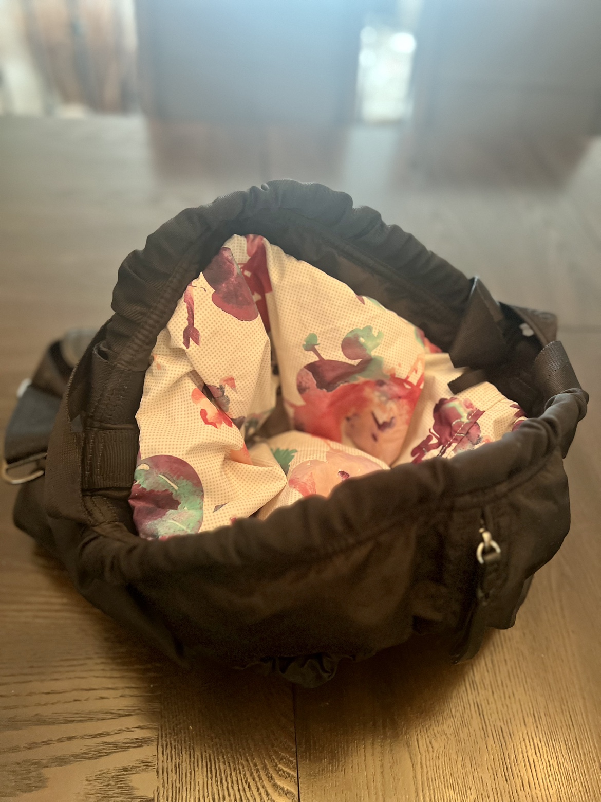 Lululemon Tote / Gym Bag / travel bag image indicator(4)