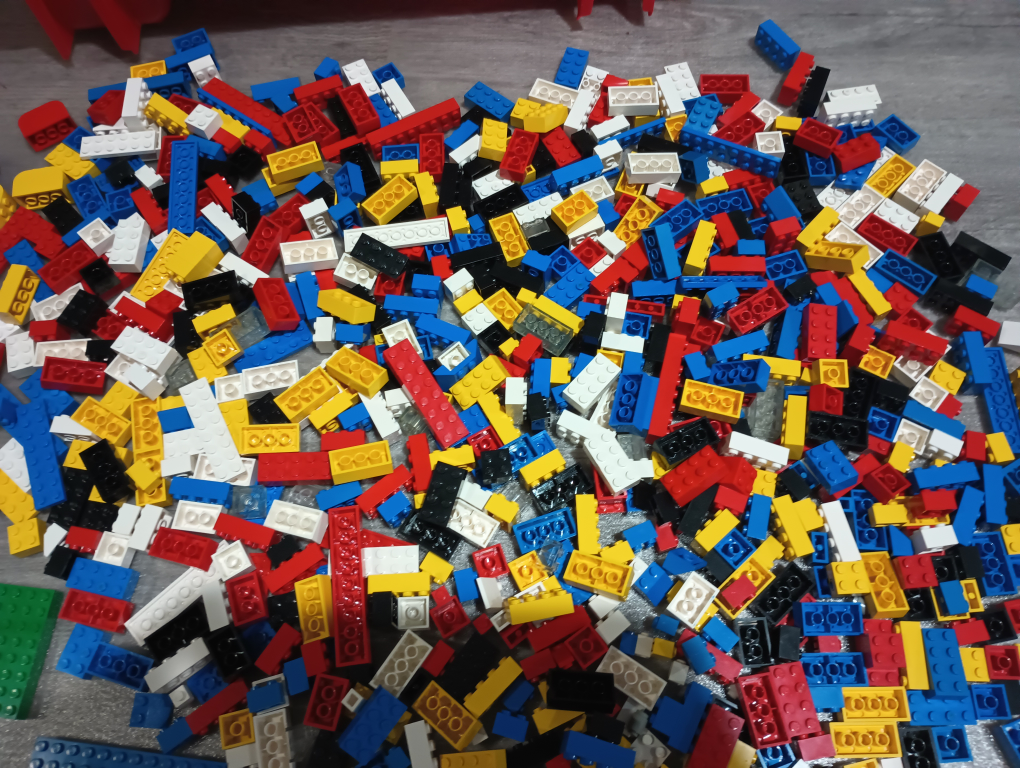 Lot of Vintage Lego Blocks and Pieces image indicator(4)