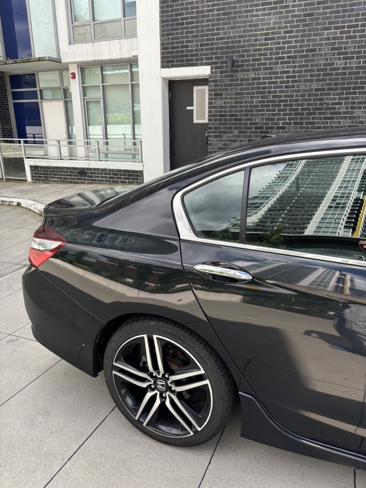 2017 Honda Accord V6 Touring image indicator(6)