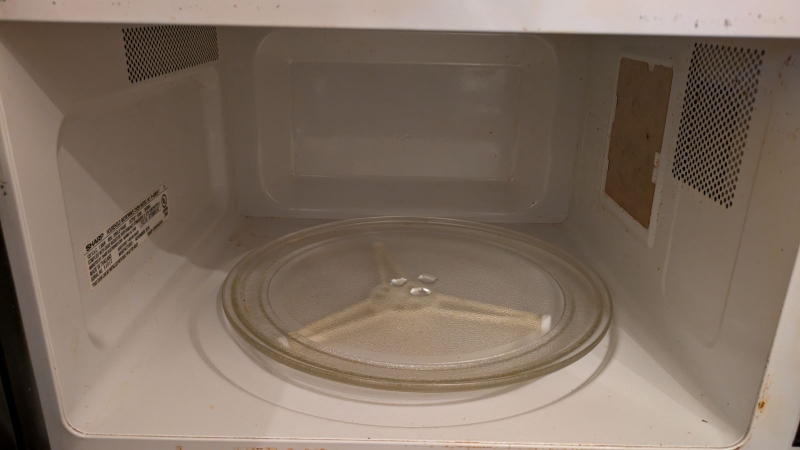 Microwave Oven R-305KS. - photo 2