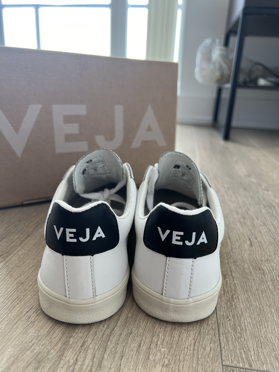 VEJA Esplar Logo Leather Sneakers - photo 5