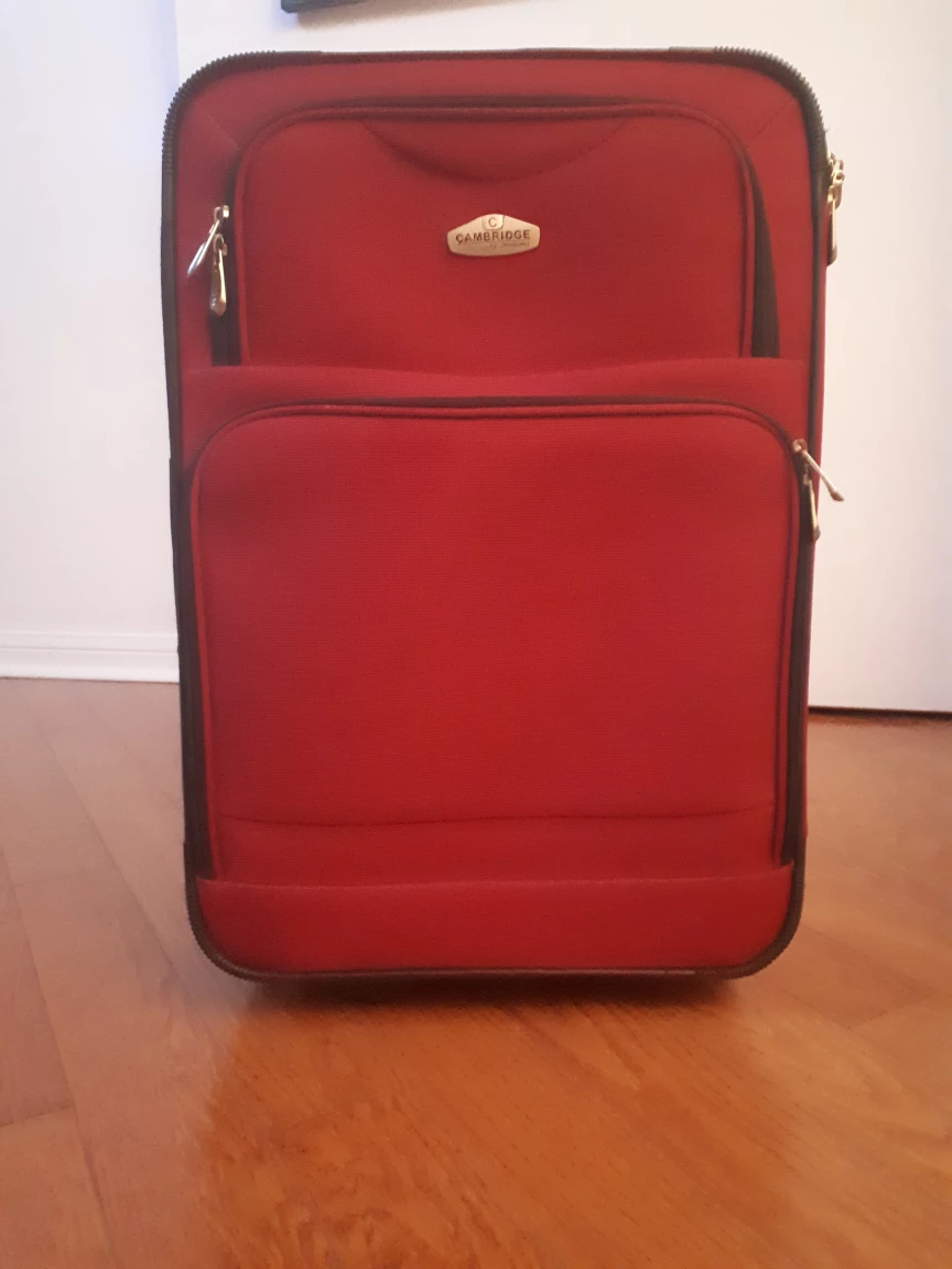 #freecycle Red luggage  22"x14"x8" image indicator(5)