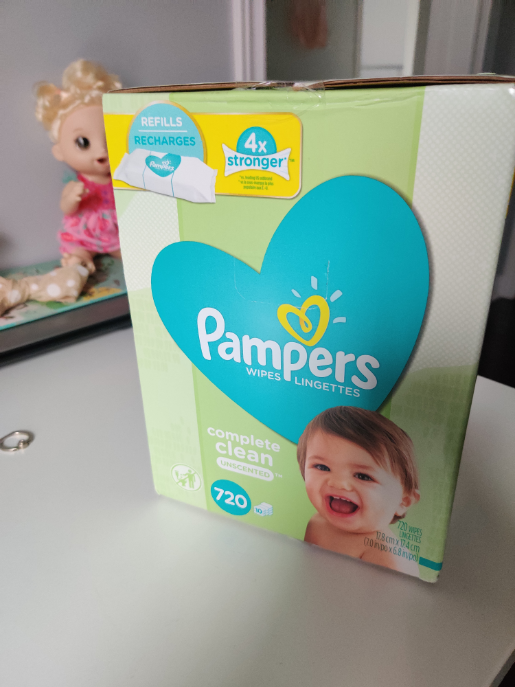 Pampers wipes