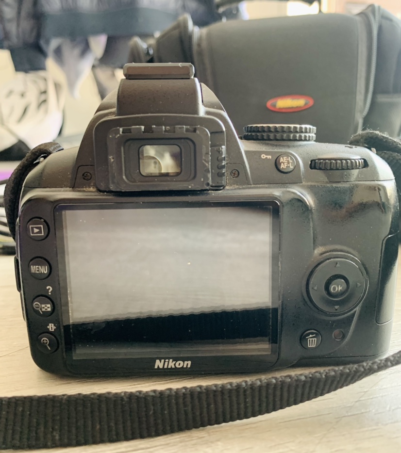 Nikon D3000 DSLR Camera with Lenses - photo 5