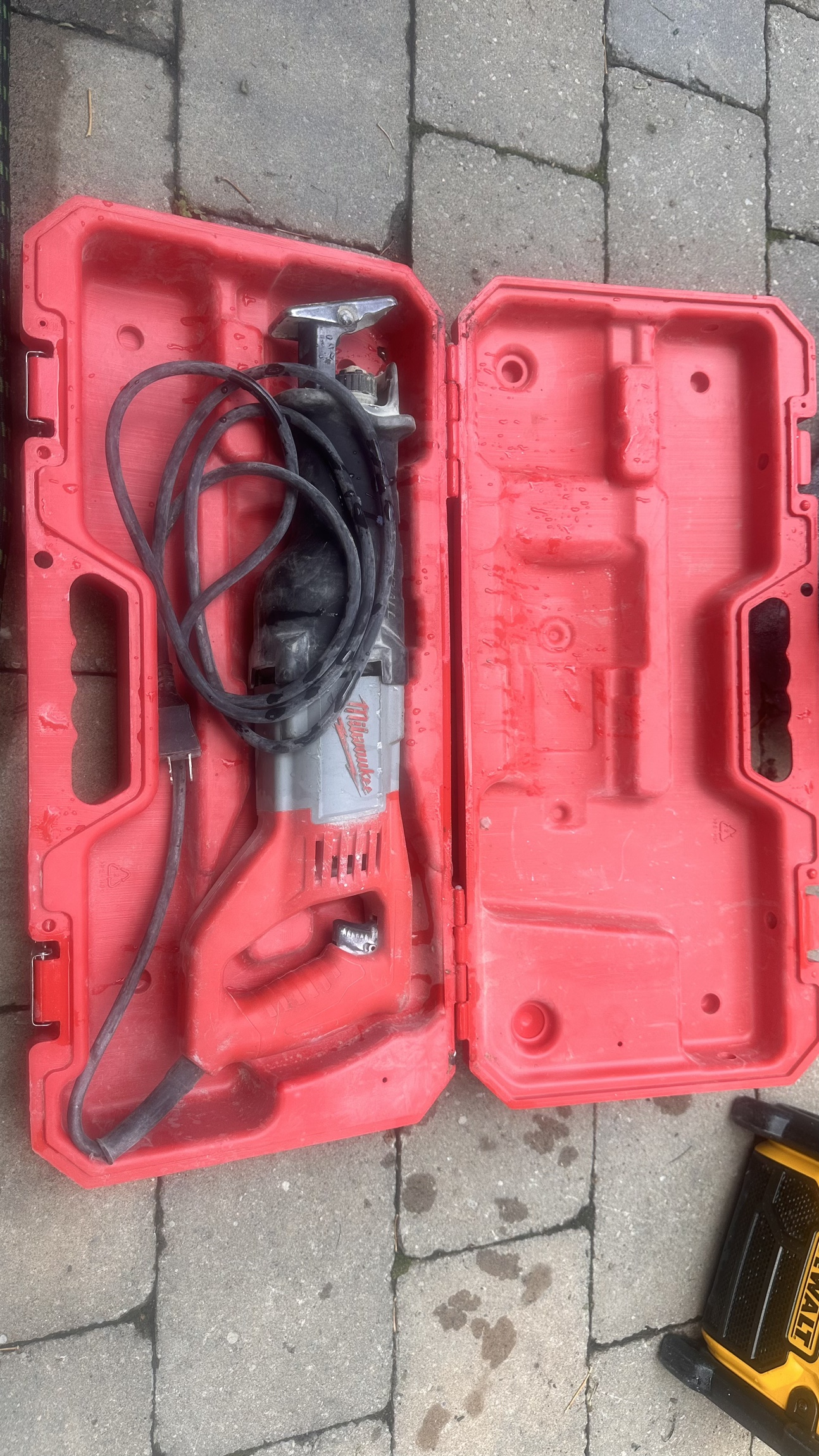 Milwaukee 12 Amp 3/4 in. Stroke SAWZALL Reciprocating Saw image indicator(3)